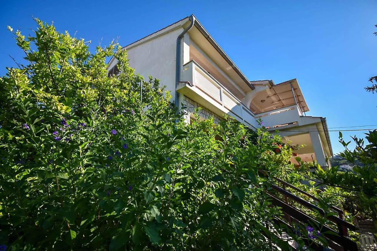Apartments In Palit - Insel Rab 17812